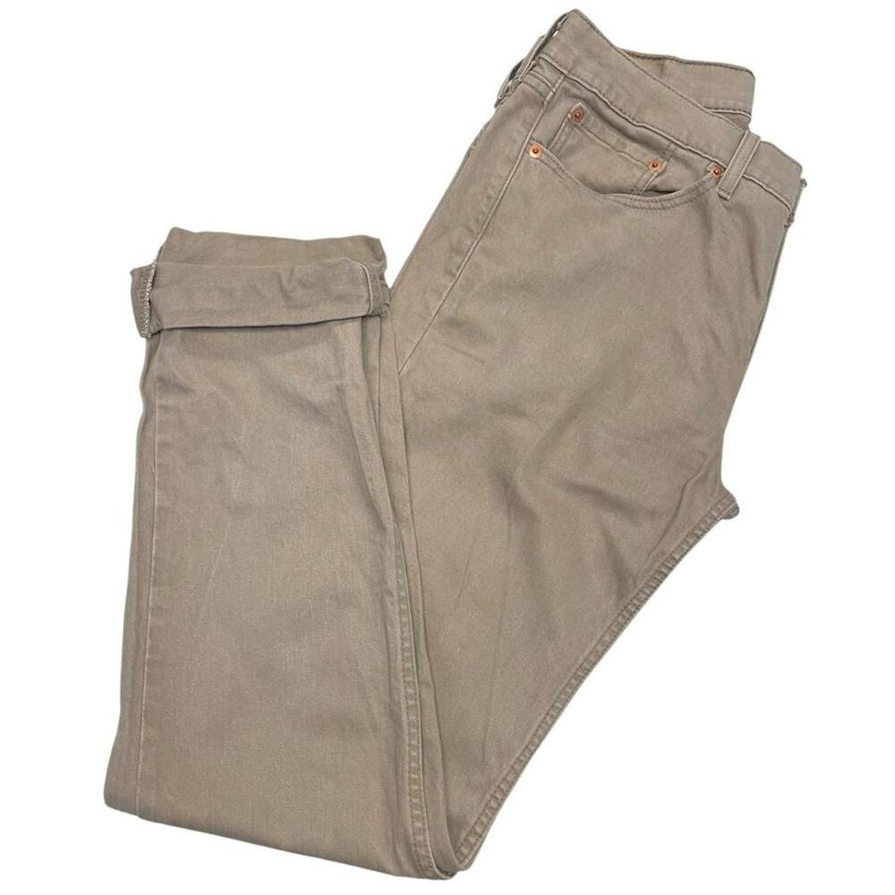 Levis 501 jeans in tan